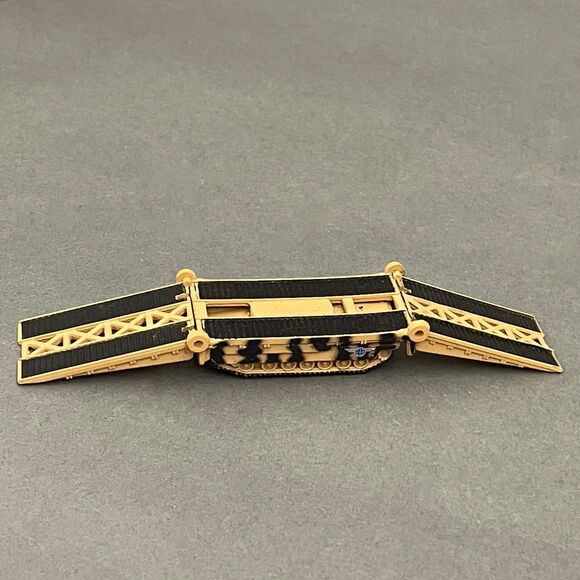 1998 LGTI Galoob Mirco Machines Military Armor Vehicle Tank Landing Bridge - Picture 3 of 7